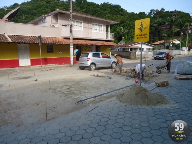 Nesta semana os trabalhos estão sendo realizados na rua João Bayer Sobrinho
