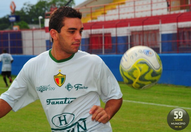 Leandrinho passou pelo Brusque em 2011