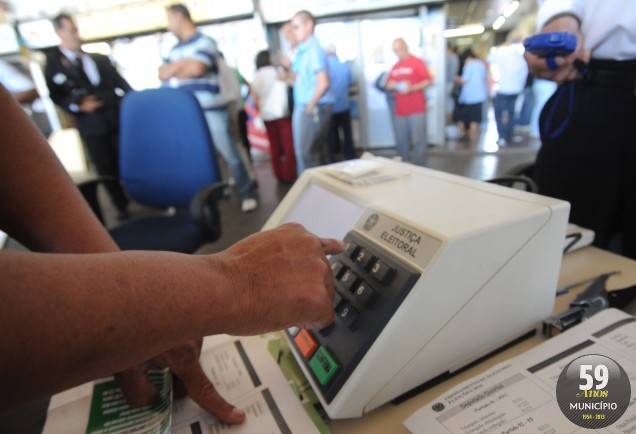 Candidatos devem estar atentos aos prazos de filiação e descompatibilização