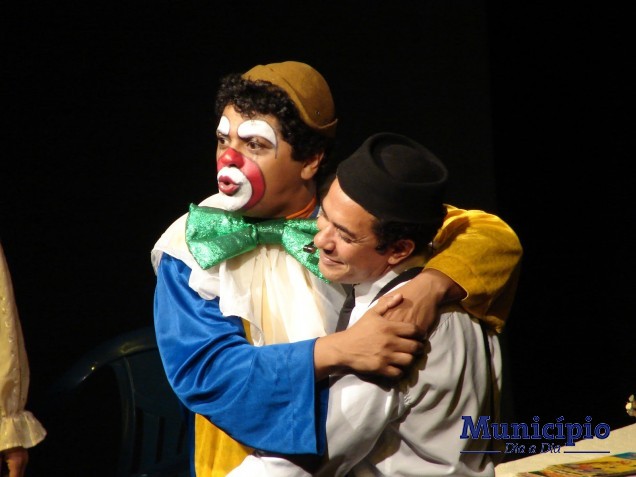 O circo Teatro Biriba se apresenta em Brusque até 20 de abril, na rua Dorival Luz, Santa Terezinha, em frente ao Supermercado Archer