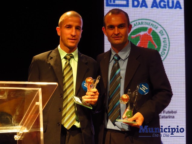 Eurico foi o terceiro melhor colante eo lado de Eduardo Costa. Serginho dividiu o bronze com Dudu, do Figueirense