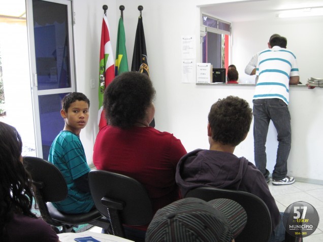 Falta de funcionários prejudica atendimento no IGP de Brusque