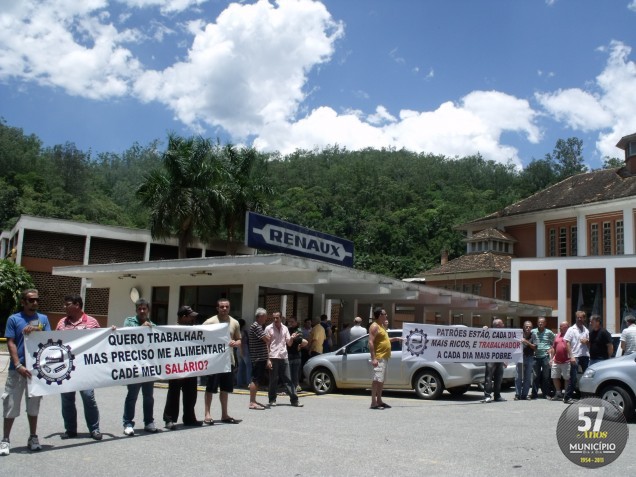 Em dezembro de 2011, trabalhadores organizaram protesto